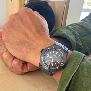 Breitling Superocean 48 Black Titanium Olive Green Dial Fullset